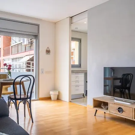 Piso Centrico Cerca De La Playa Con Parquing Barcelona